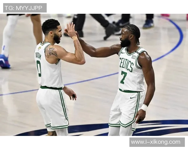 亨森分析贾巴里帕克若不受伤将与字母哥形成塔图姆与布朗的强大组合 亨森分析贾巴里帕克若不受伤将与字母哥形成塔图姆与布朗的强大组合