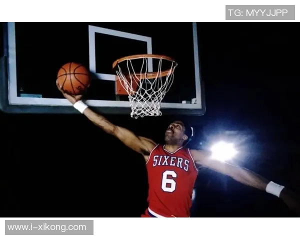 浓眉称赞文班投篮能力认为防守者只能祈祷他失手